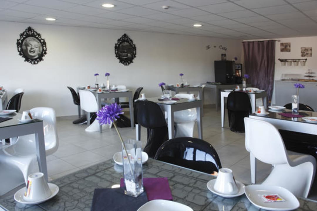 Salle de petit-déjeuner Résidence Adonis Carry le Rouet Adriana