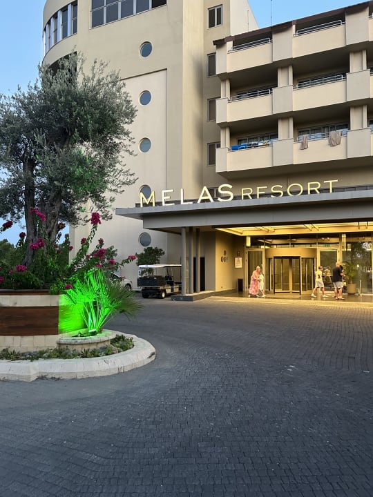 Außenansicht Melas Resort Hotel