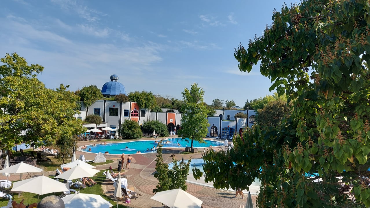 Pool Rogner Bad Blumau