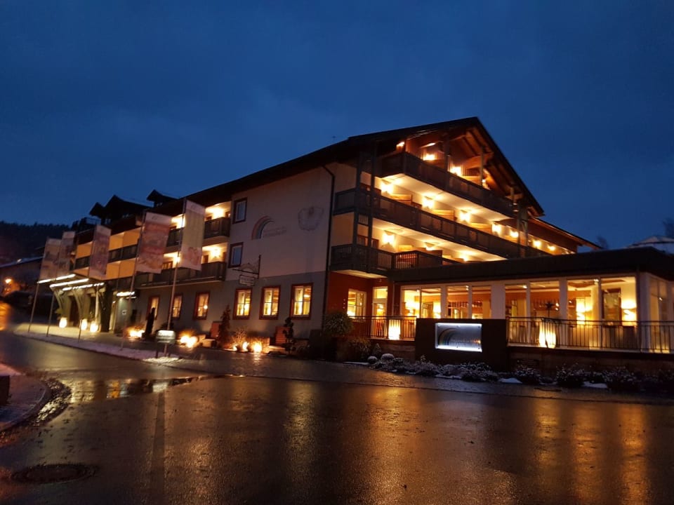 Außenansicht Hotel Regenbogenland Zum Kramerwirt