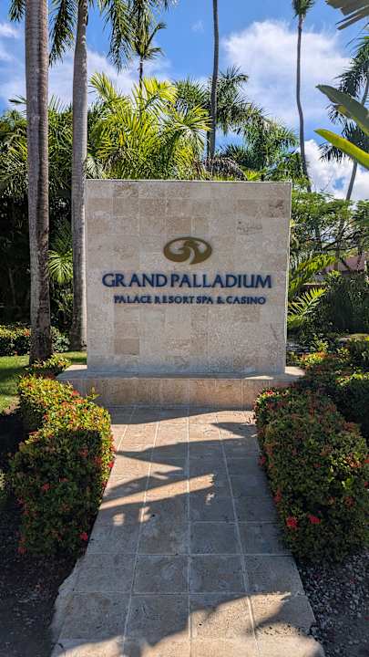 Außenansicht Hotel Grand Palladium Palace Resort, Spa & Casino