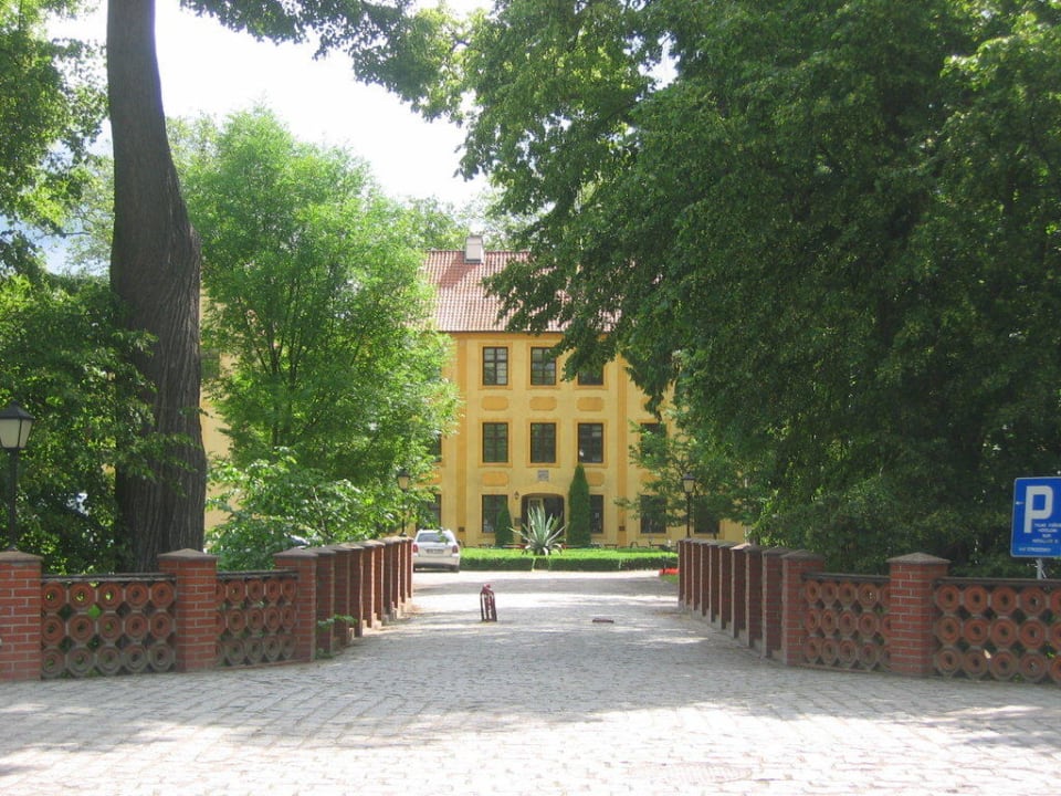 Von vorn Schloss Krokowa
