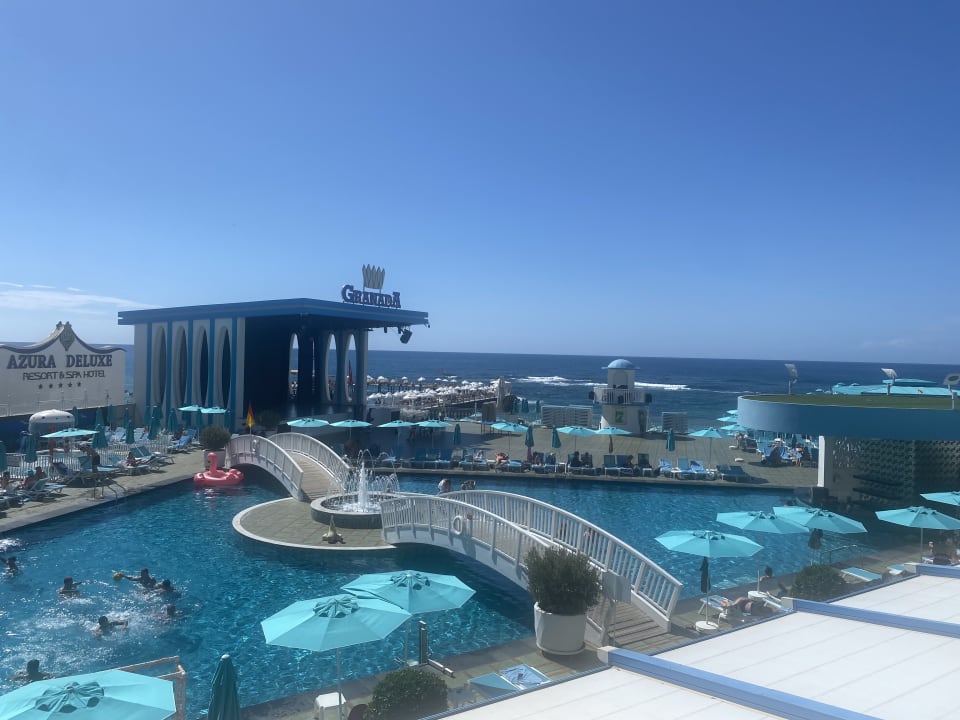 Pool Granada Luxury Beach