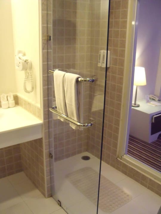 Elegante Dusch The Paradiso JK Design Hotel
