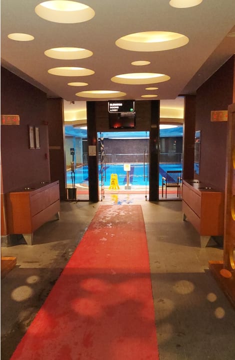 Pool Ramada Plaza by Wyndham Antalya