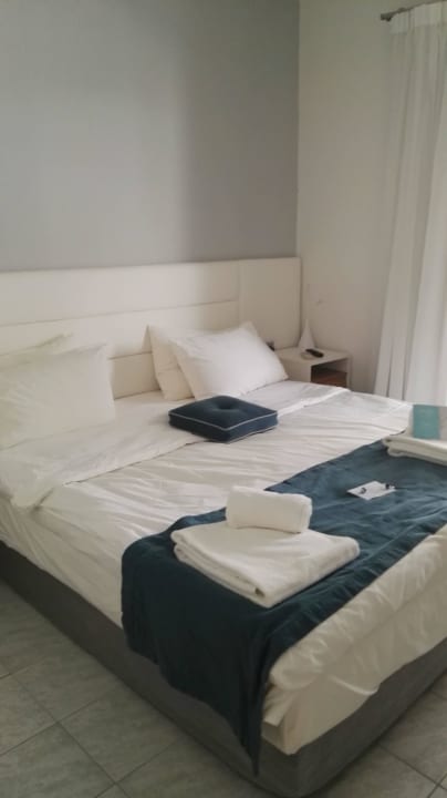 Bett war sauber und bequem Sentido More Meni Residence & Suites