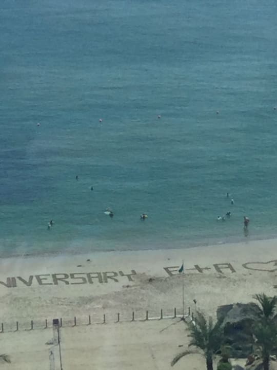 Ausbilck Hotel Le Meridien Al Aqah Beach Resort