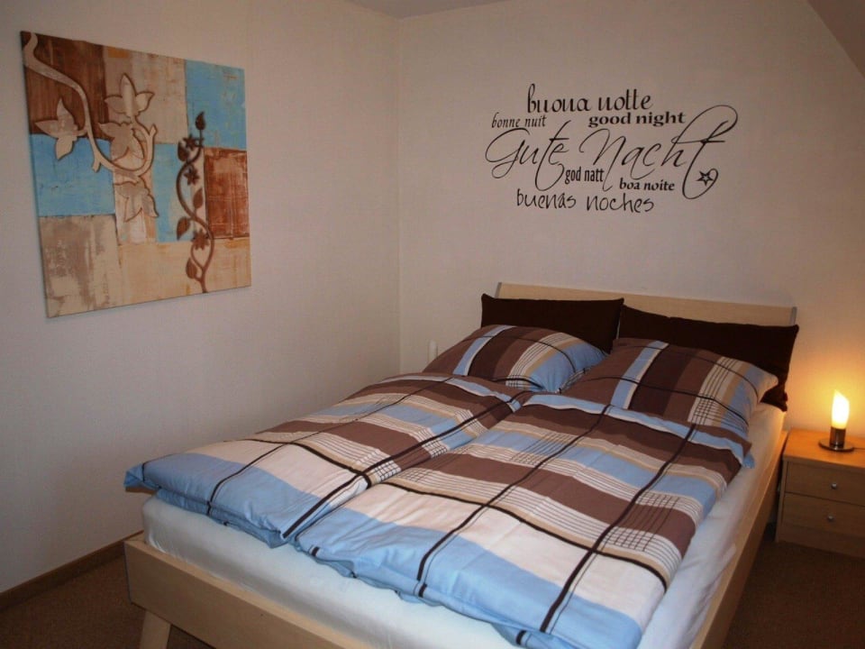 Schlafzimmer 1 Ferienwohnung Gödde