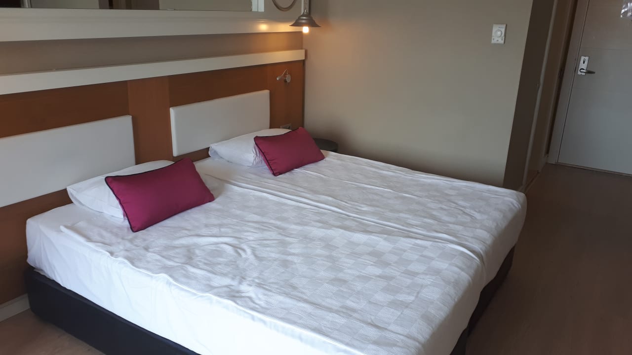 Zimmer Hotel Side Serenis