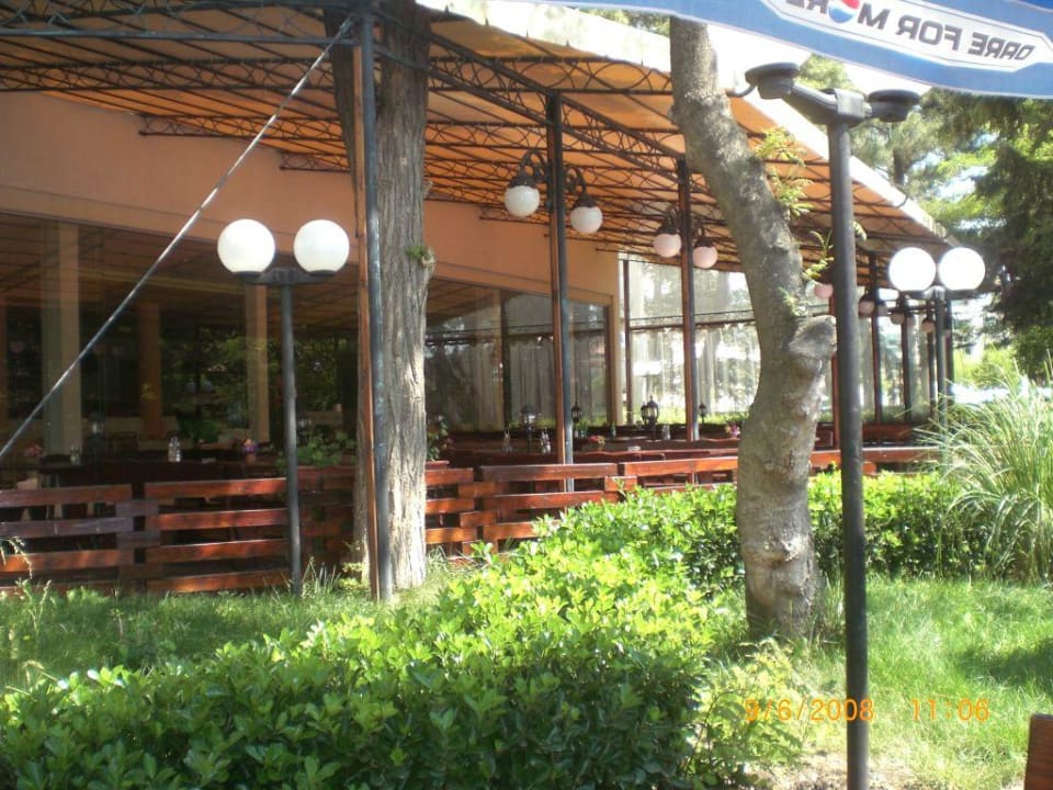 Essbereich draußen HVD Club Bor