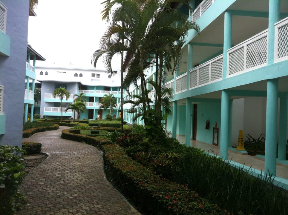 Wege Grand Paradise Playa Dorada