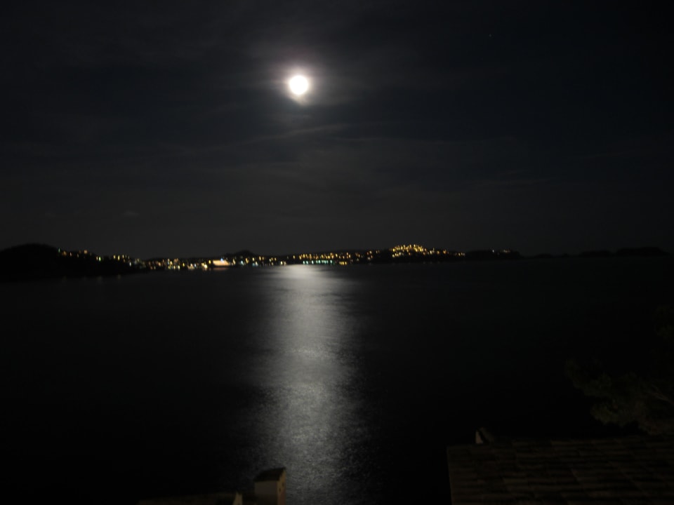 Bei Nacht Hotel Aldea Cala Fornells 1