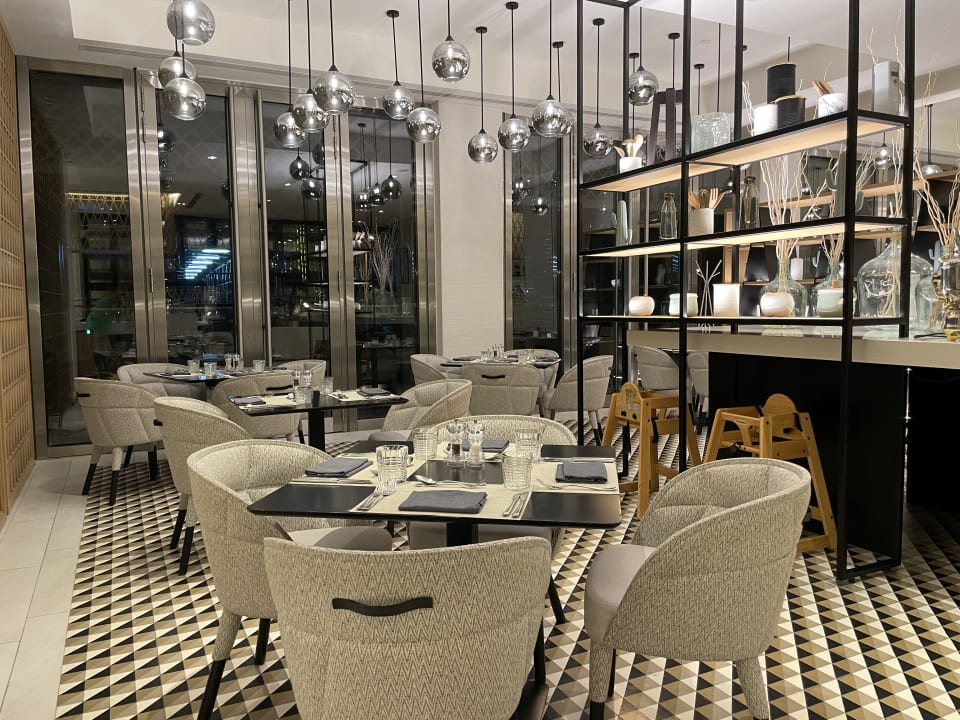 Gastro Al Bandar Rotana - Creek