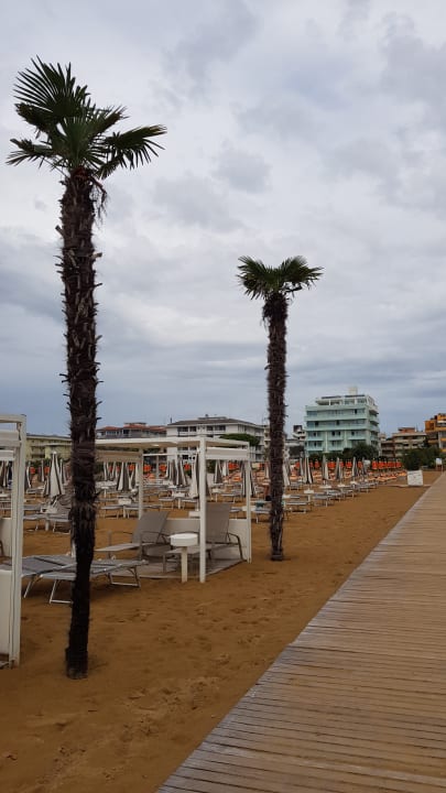 Strand Hotel Montecarlo