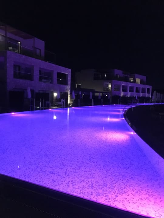 Pool Blue Lagoon Village