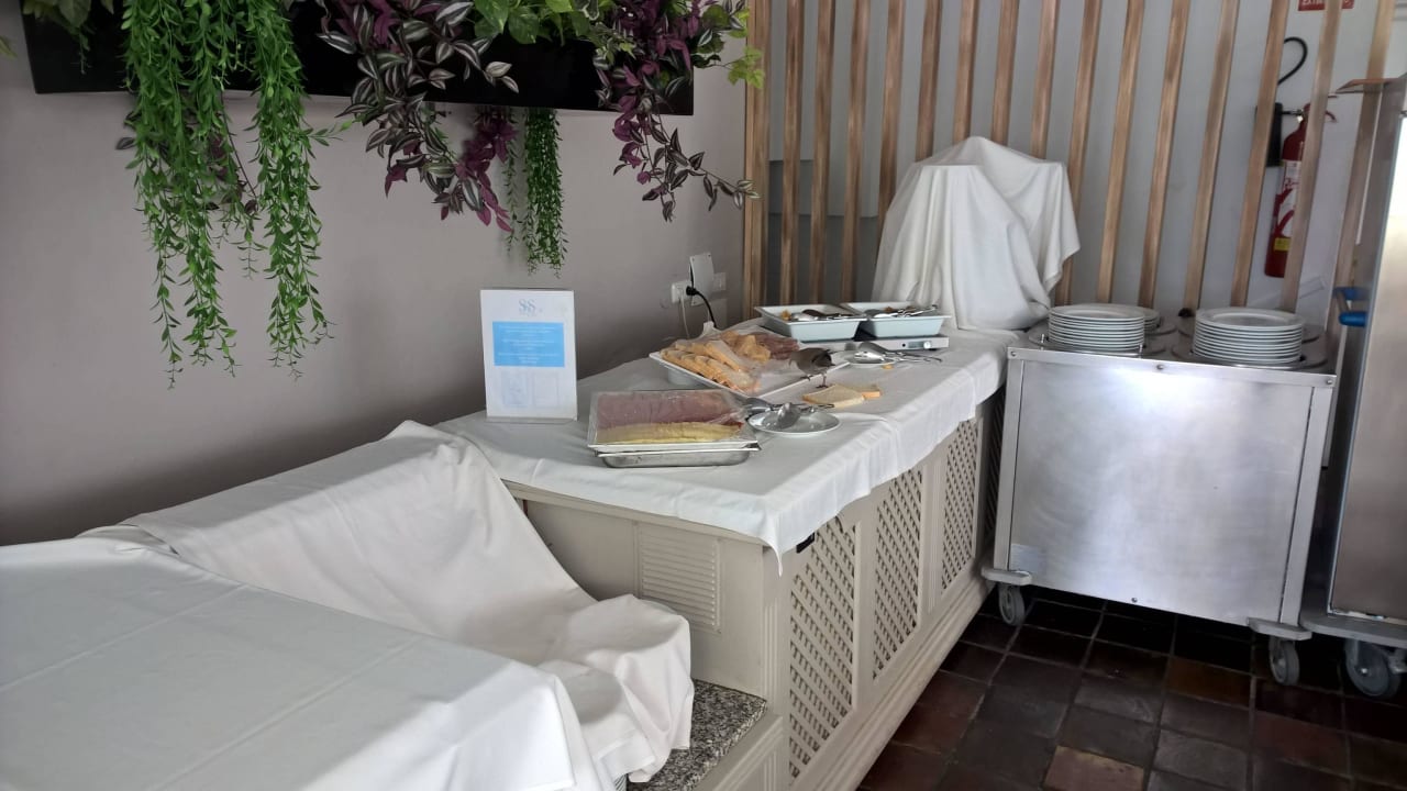 Super Hygiene. Guten Appetit  Lagos de Fañabé Beach Resort