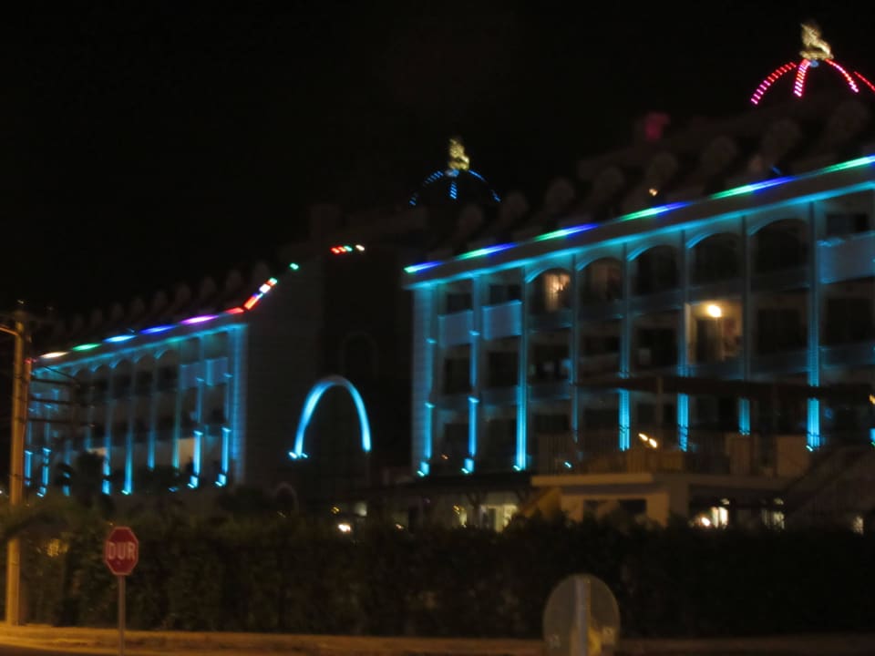 Nacht Mary Hotel Side