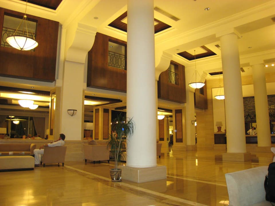 Lobby Meder Resort Hotel