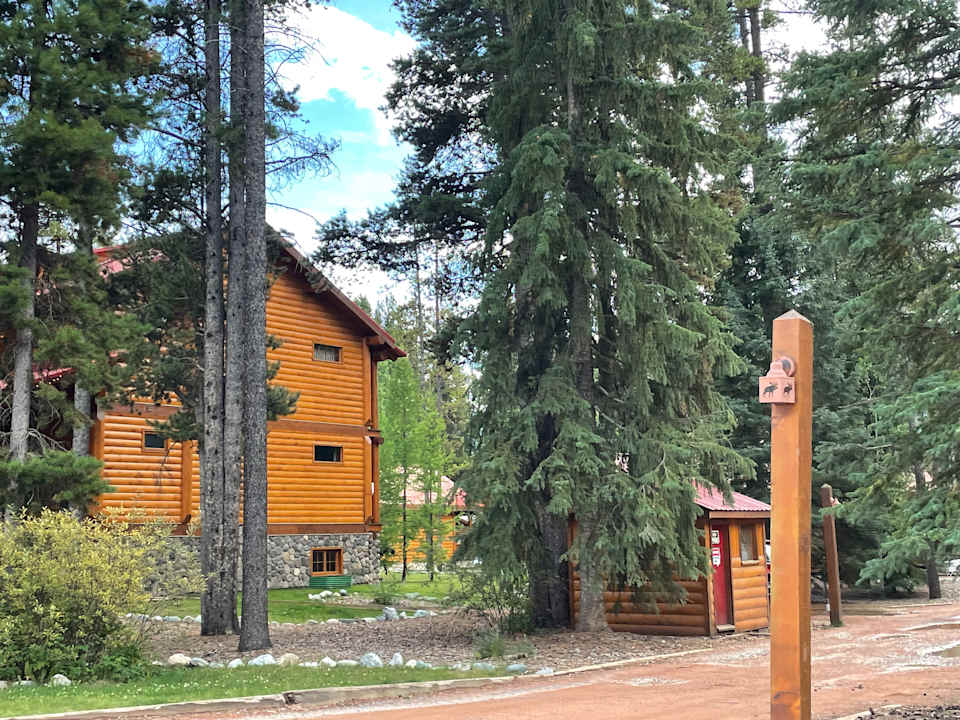 Außenansicht Hotel Baker Creek Mountain Resort