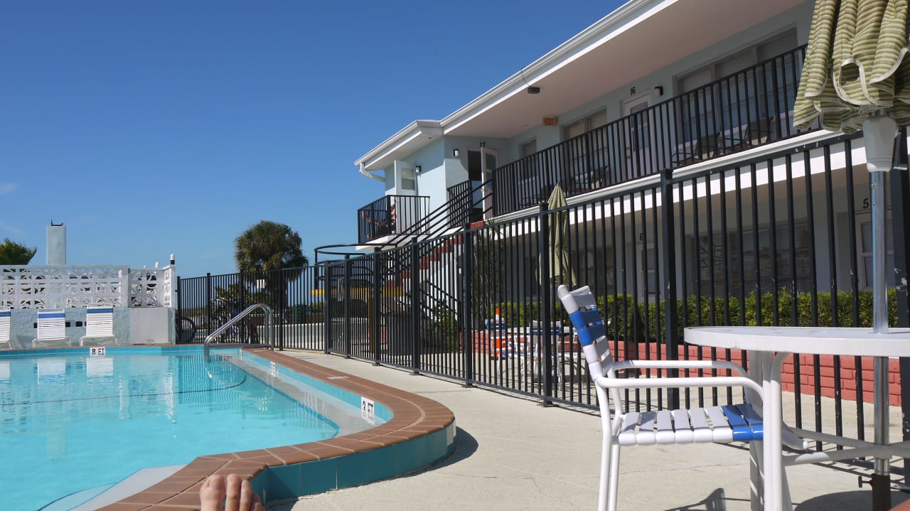 Vom Parkplatz Hotel Algiers Gulf Resort