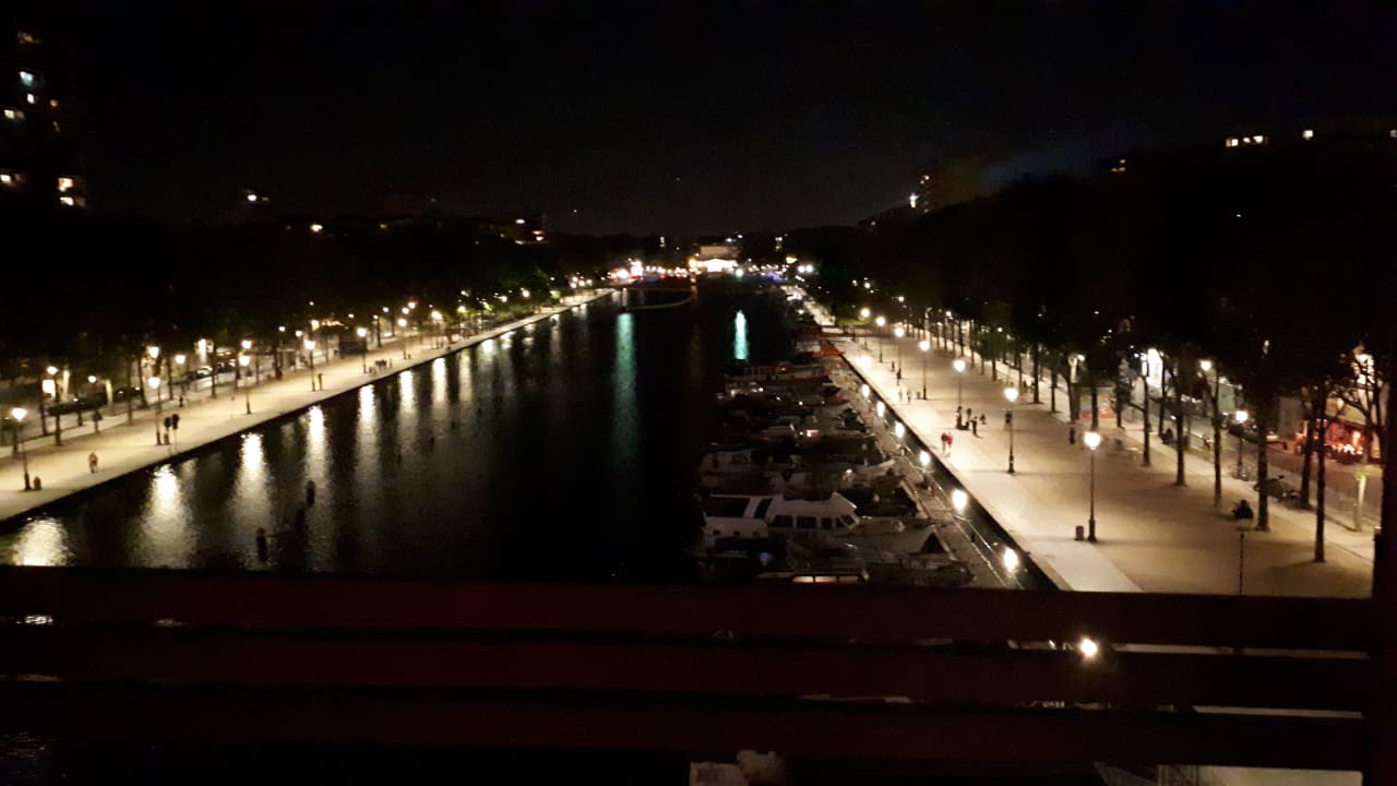 Ausblick Holiday Inn Express Paris Canal de la Villette
