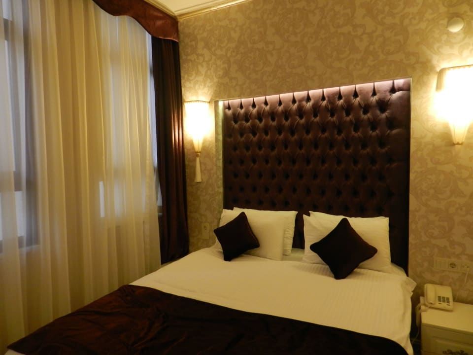 В номере. Diamond Royal Hotel