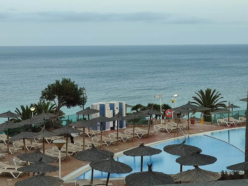 Pool SBH Club Paraiso Playa