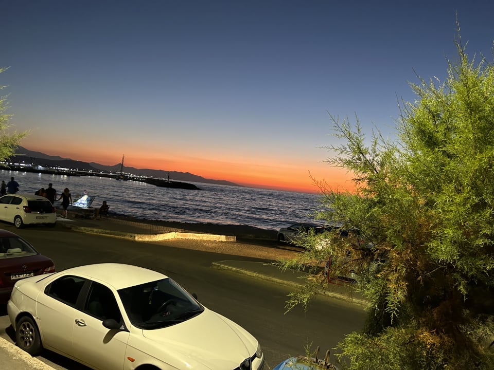 Strand Hotel Aphrodite Beach Club