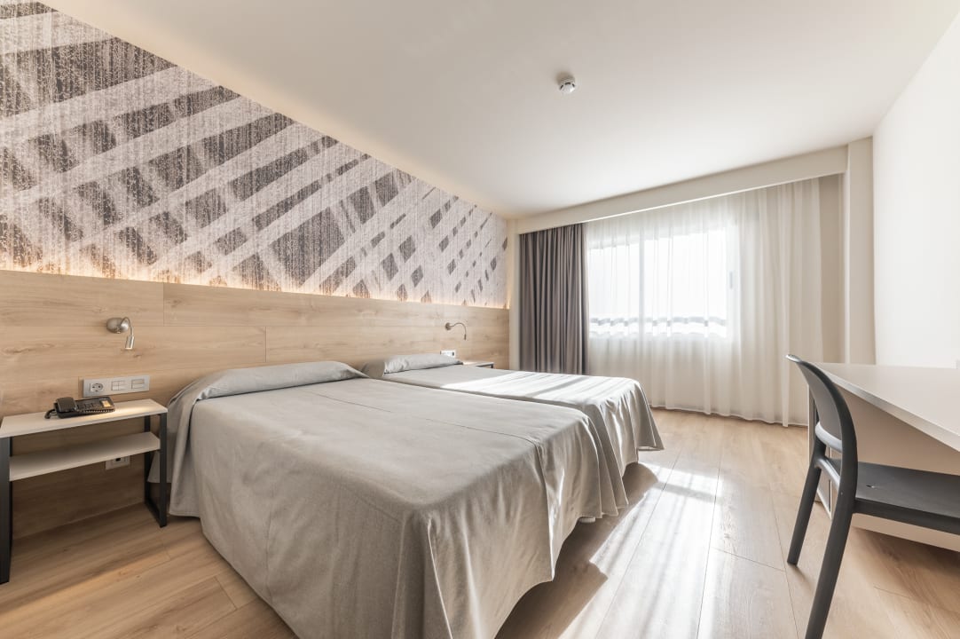 Zimmer Port Hotel Alicante City & Beach