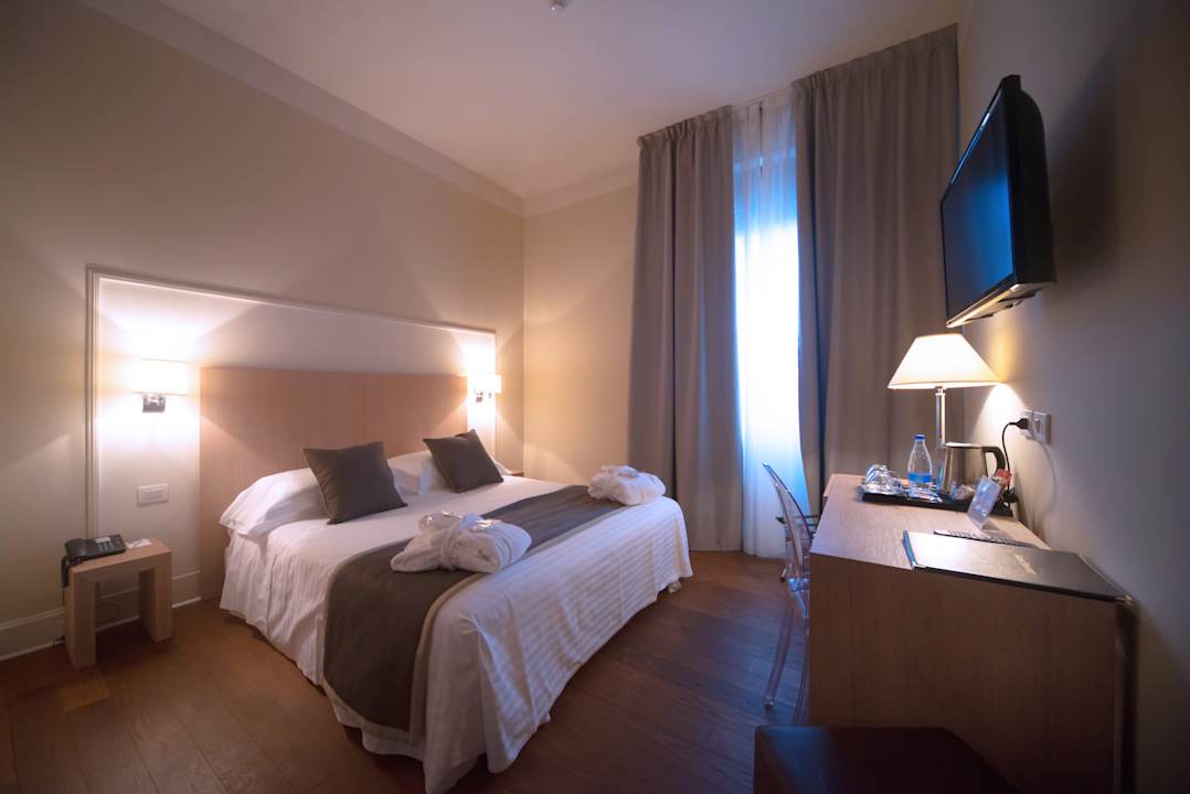 Zimmer Hotel De La Ville