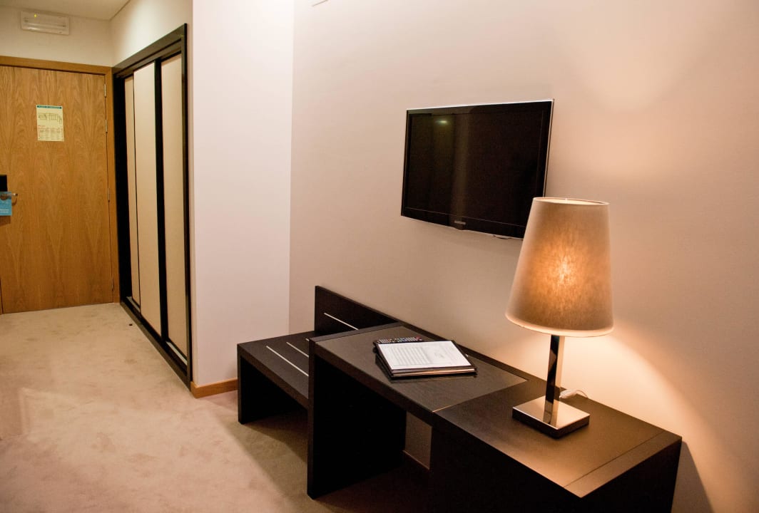 Sea View / Mountain View Rooms Hotel Atlantida Mar