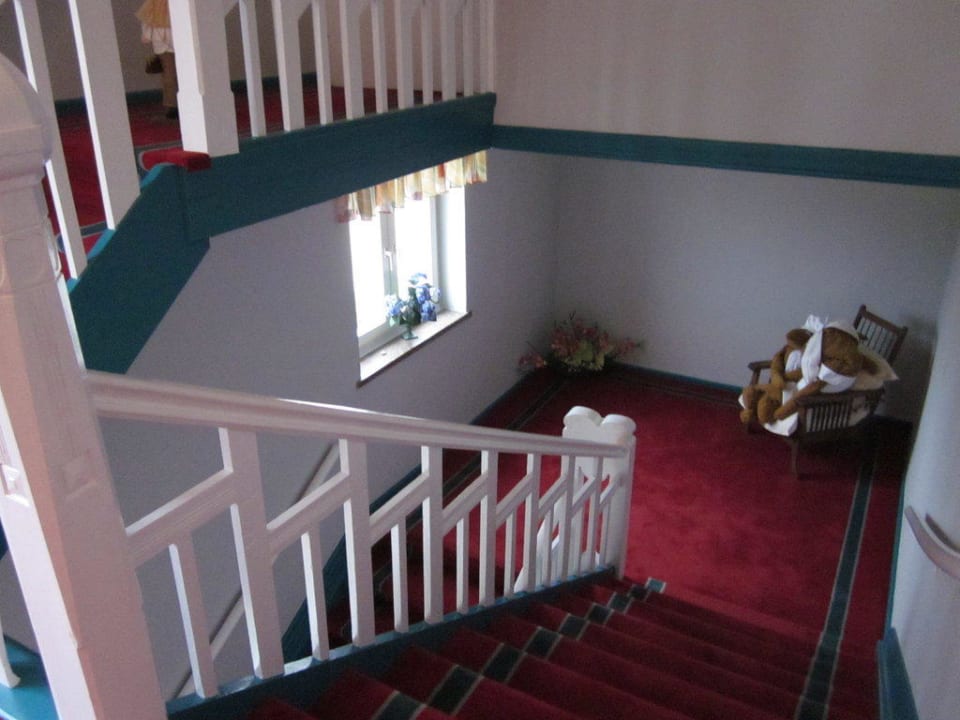 Treppenaufgang zu den Zimmern Hotel Nordwind & Haus Wenden