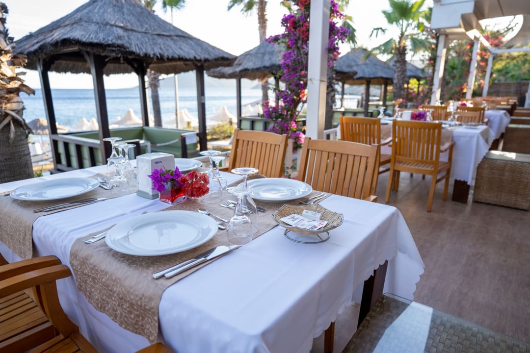 Gastro Latanya Park Resort