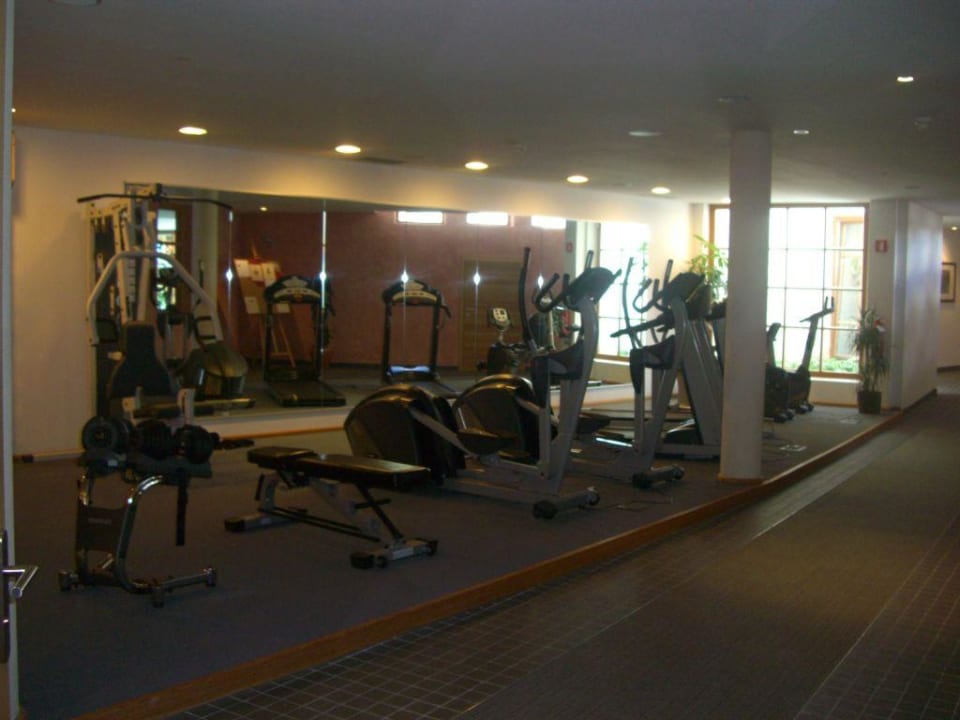 Fitnessraum Post Alpina - Family Mountain Chalets