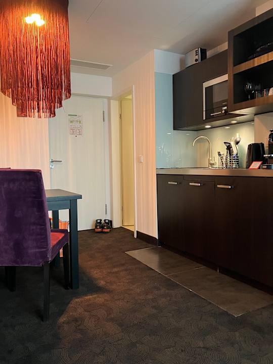 Zimmer Goodman's Living Apartments