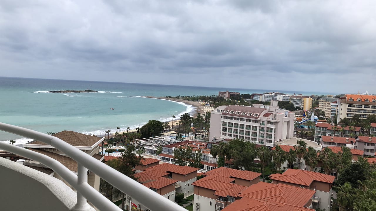 Ausblick Laguna Beach Alya Resort & Spa Hotel