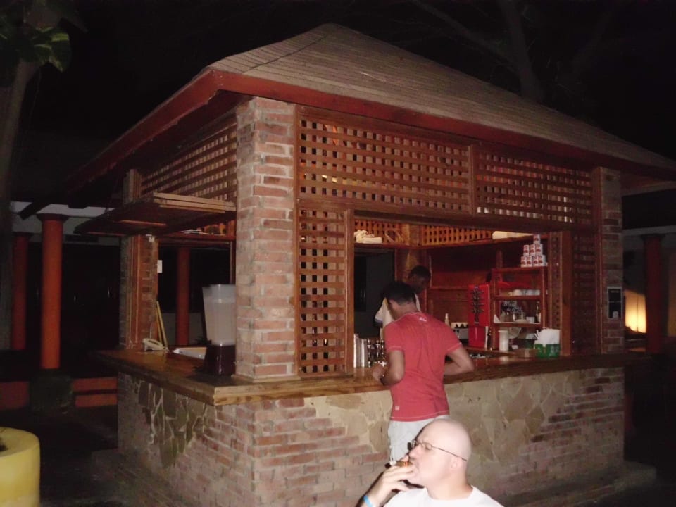 Elcano-Bar am  Vik Hotel Arena Blanca & Cayena Beach