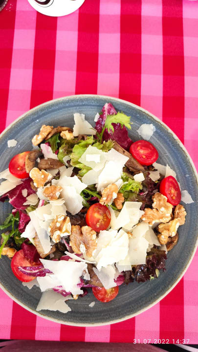 Gastro Hotel Le Meridien Al Aqah Beach Resort