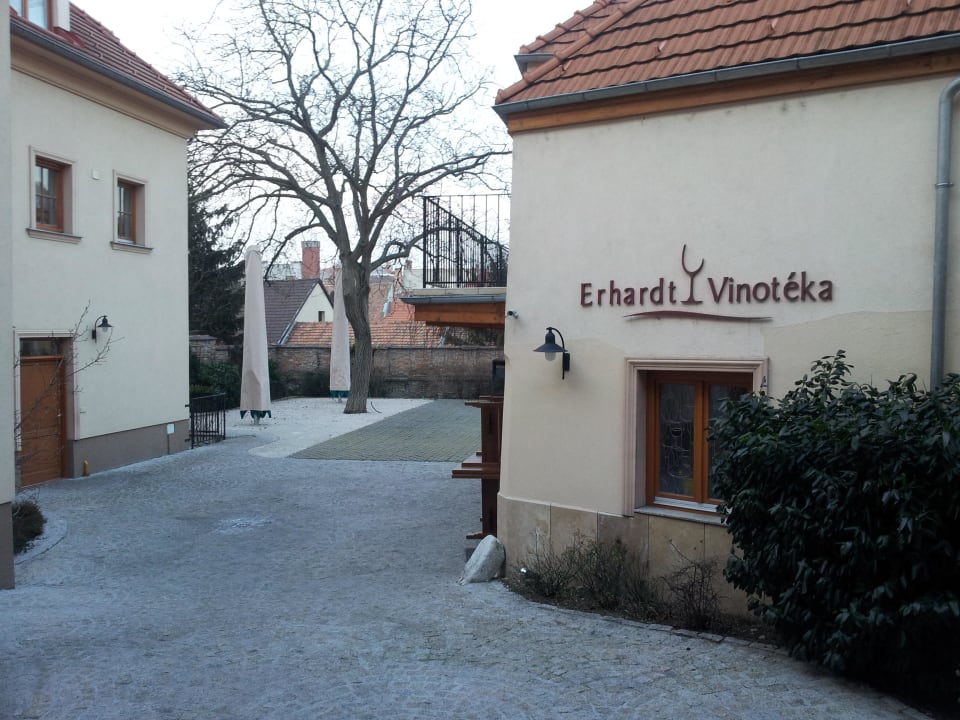 Pension Erhardt- Weinkeller Guesthouse Erhardt Panzió