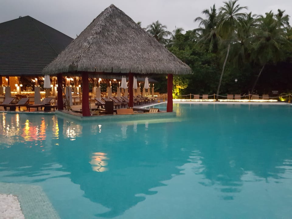 Pool Adaaran Select Meedhupparu Island Resort - Premium All Inclusive