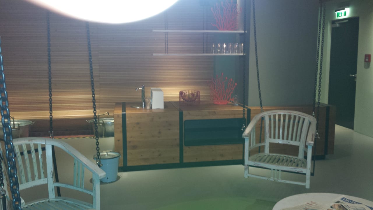 Umkleide Wellnessbereich 25hours Hotel Wien beim MuseumsQuartier