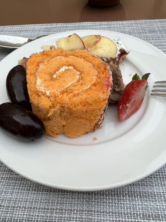 Gastro AMC Royal Hotel & SPA