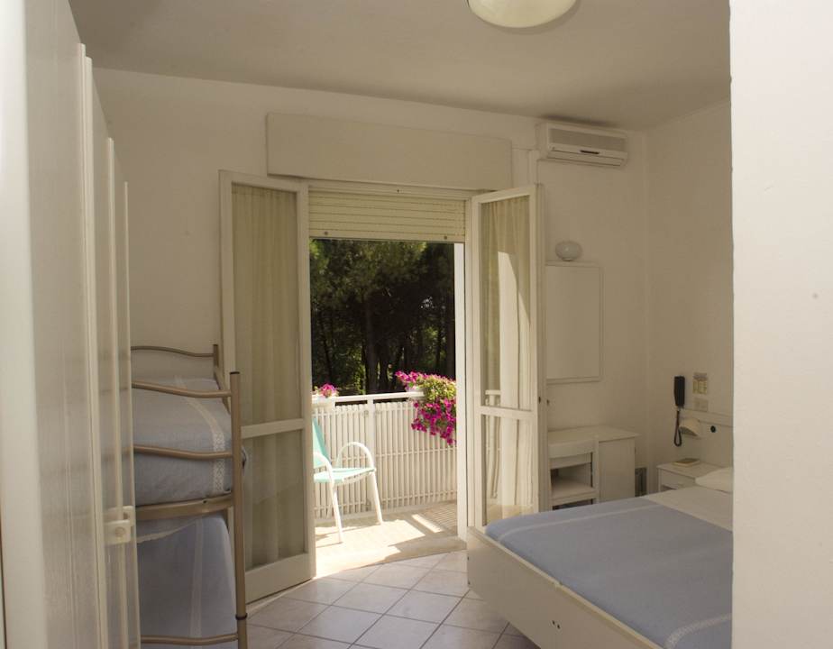 Hotel San Domenico Pinarella Vacanze Urlaub Holiday Hotel San Domenico