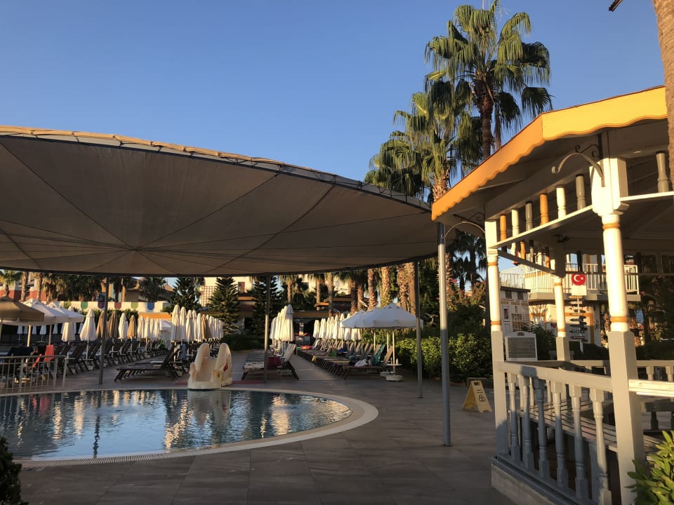 Pool Hane Family Resort