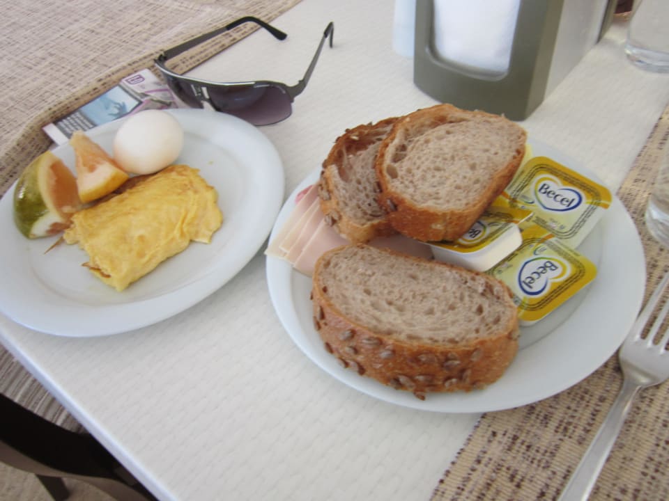 Frühstück Saphir Hotel & Villas