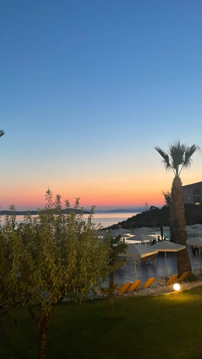 Ausblick Akrathos Beach Hotel