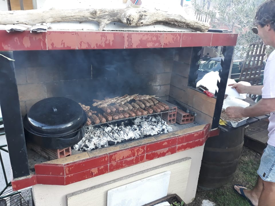 Gastro GreenHill Holiday Suites Sarti