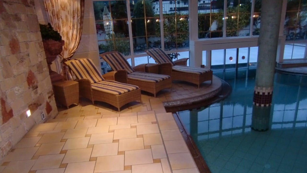 Hallenbad und Außenpool Das Karwendel - Ihr Wellness Zuhause am Achensee