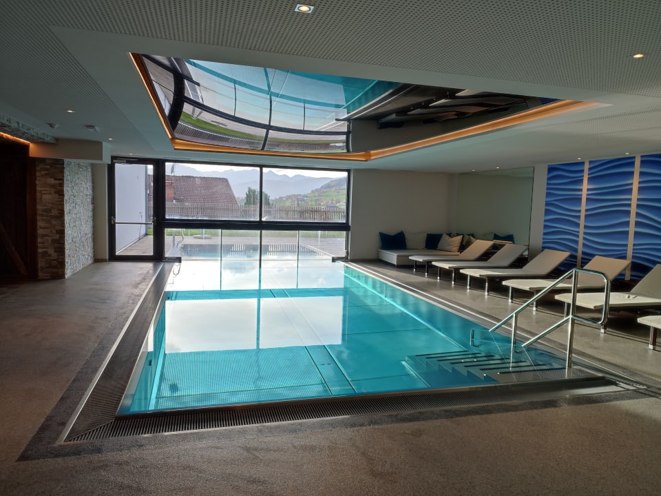 Pool MONTARA | living mountain air