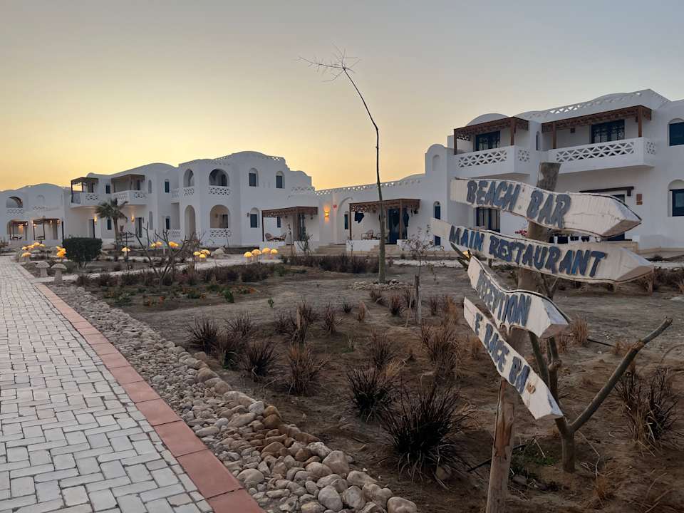Außenansicht Beach Safari Nubian Resort